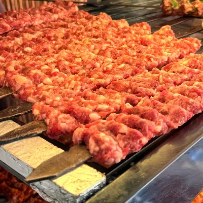 Zırhta Adana Kebap